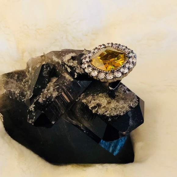 Swarovski Large Crystal Ring - Picture 3 of 4